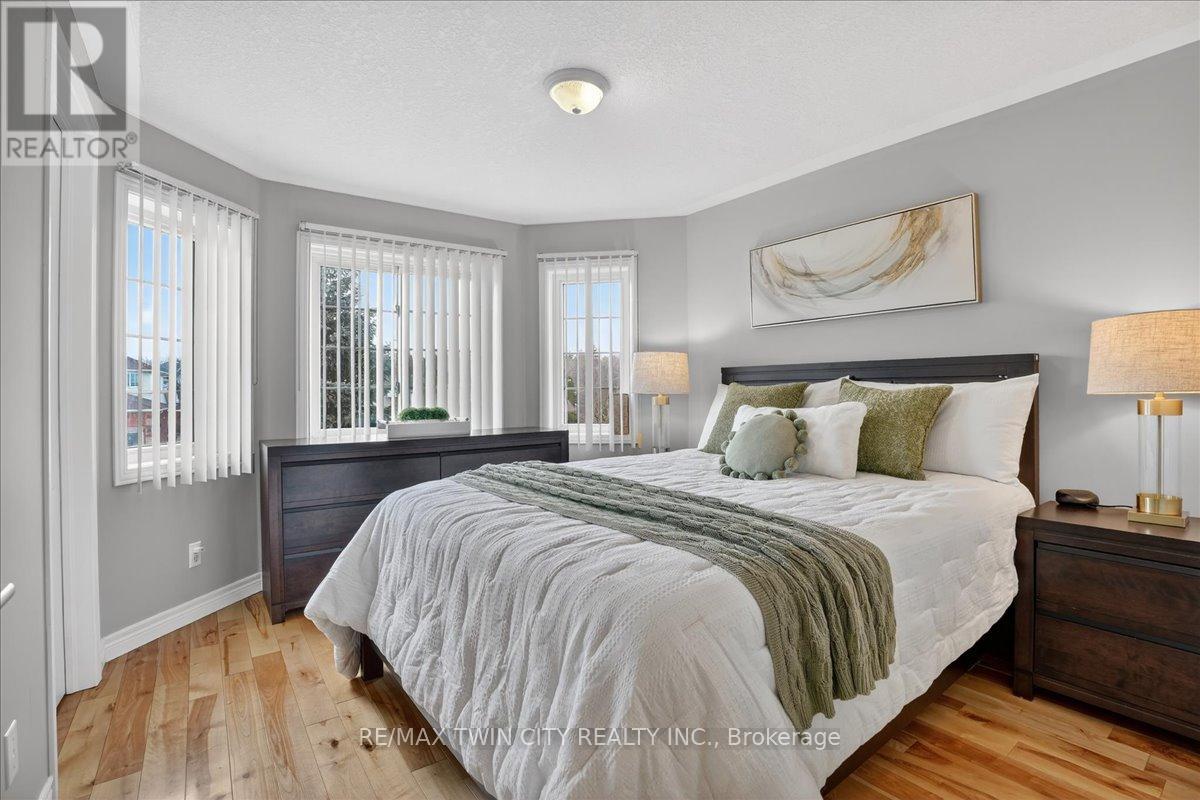 6 Ardwood Place, Kitchener, Ontario  N2A 4C3 - Photo 34 - X12925380