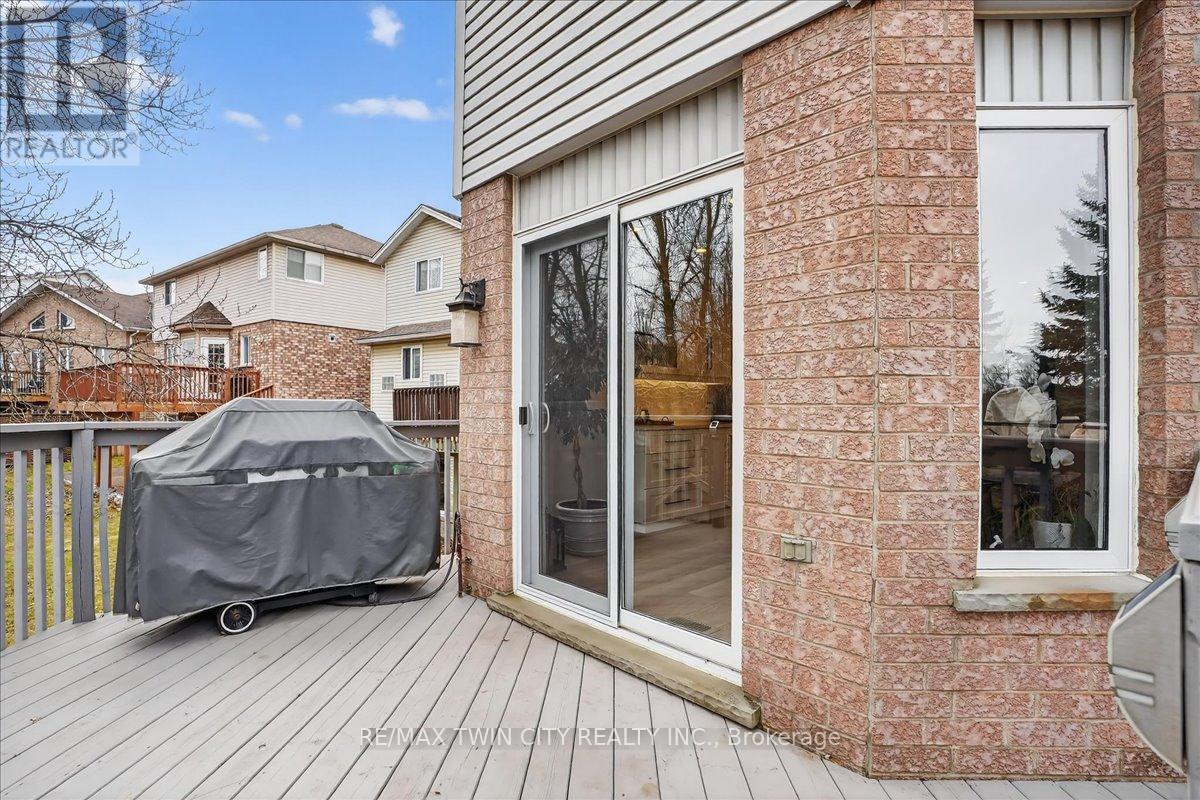 6 Ardwood Place, Kitchener, Ontario  N2A 4C3 - Photo 50 - X12925380