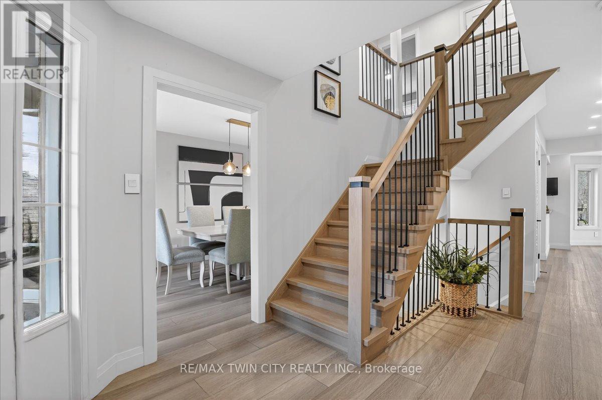 6 Ardwood Place, Kitchener, Ontario  N2A 4C3 - Photo 8 - X12925380