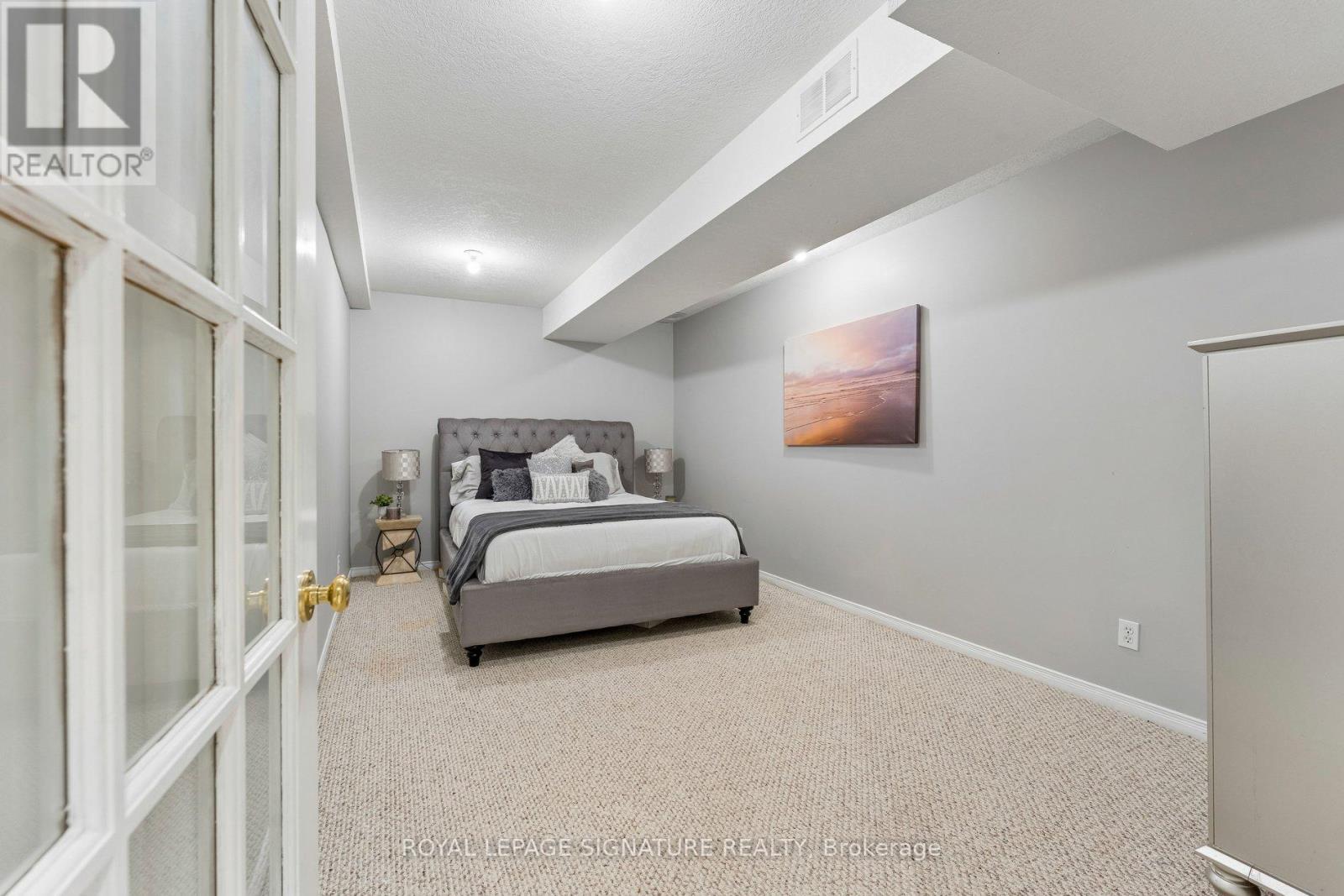 16 Hilltop Crescent, East Garafraxa, Ontario  L9W 6B8 - Photo 26 - X12925420