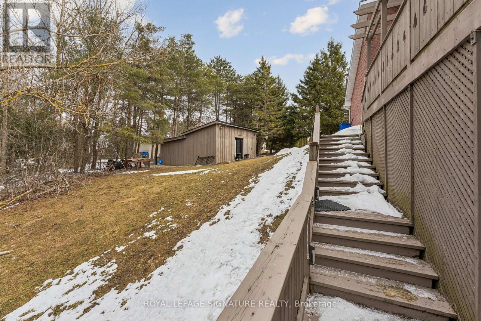16 Hilltop Crescent, East Garafraxa, Ontario  L9W 6B8 - Photo 37 - X12925420