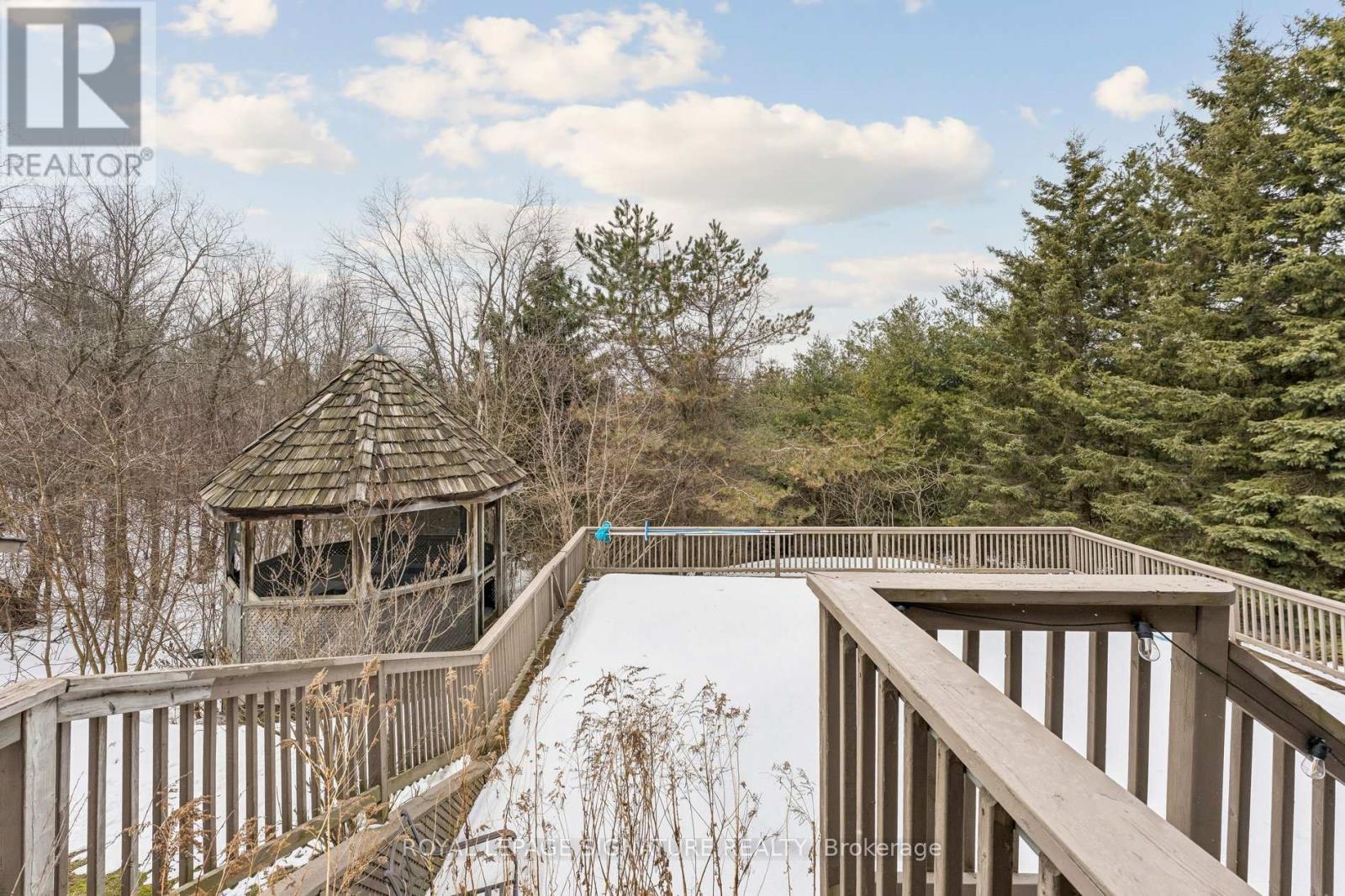 16 Hilltop Crescent, East Garafraxa, Ontario  L9W 6B8 - Photo 40 - X12925420