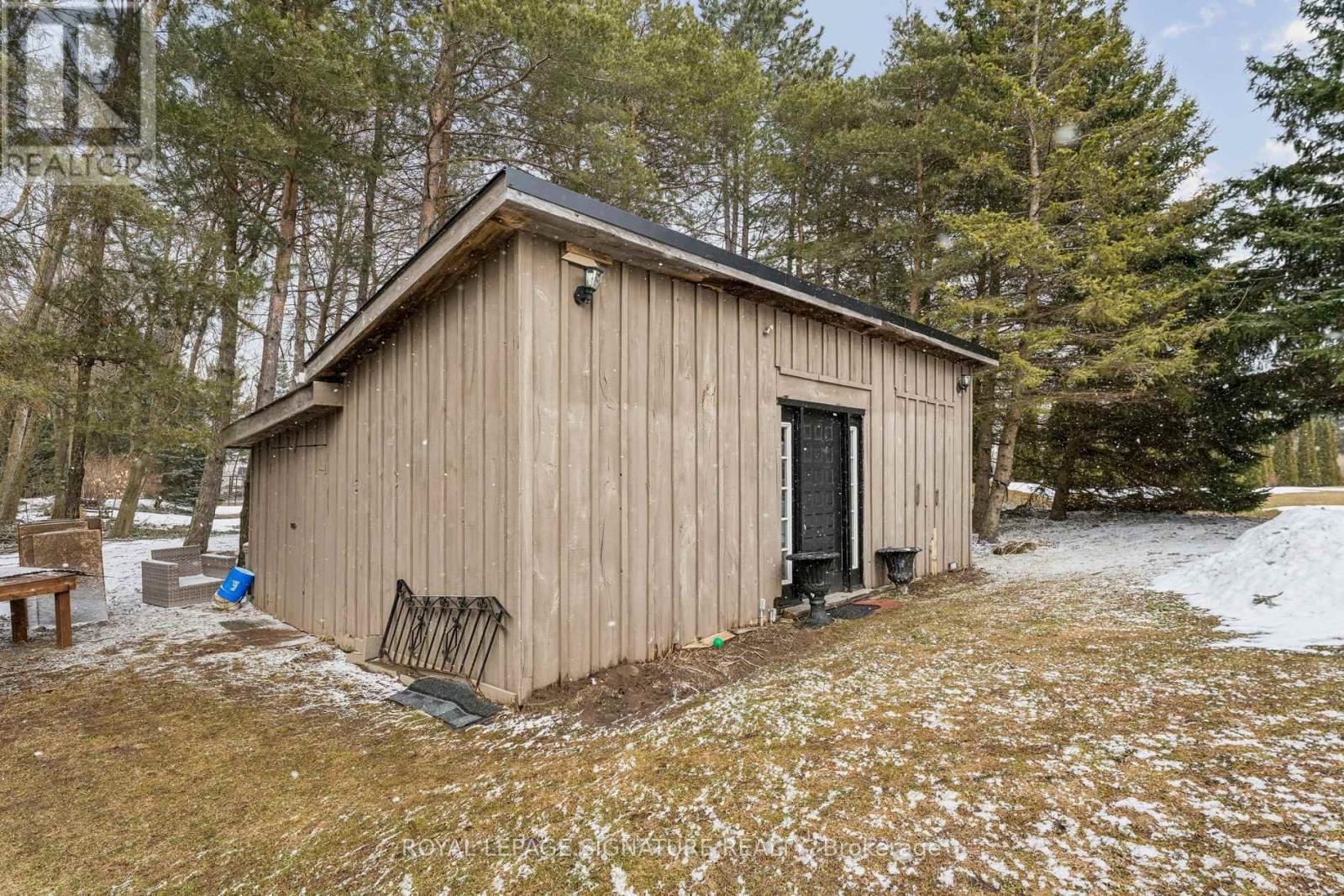 16 Hilltop Crescent, East Garafraxa, Ontario  L9W 6B8 - Photo 42 - X12925420