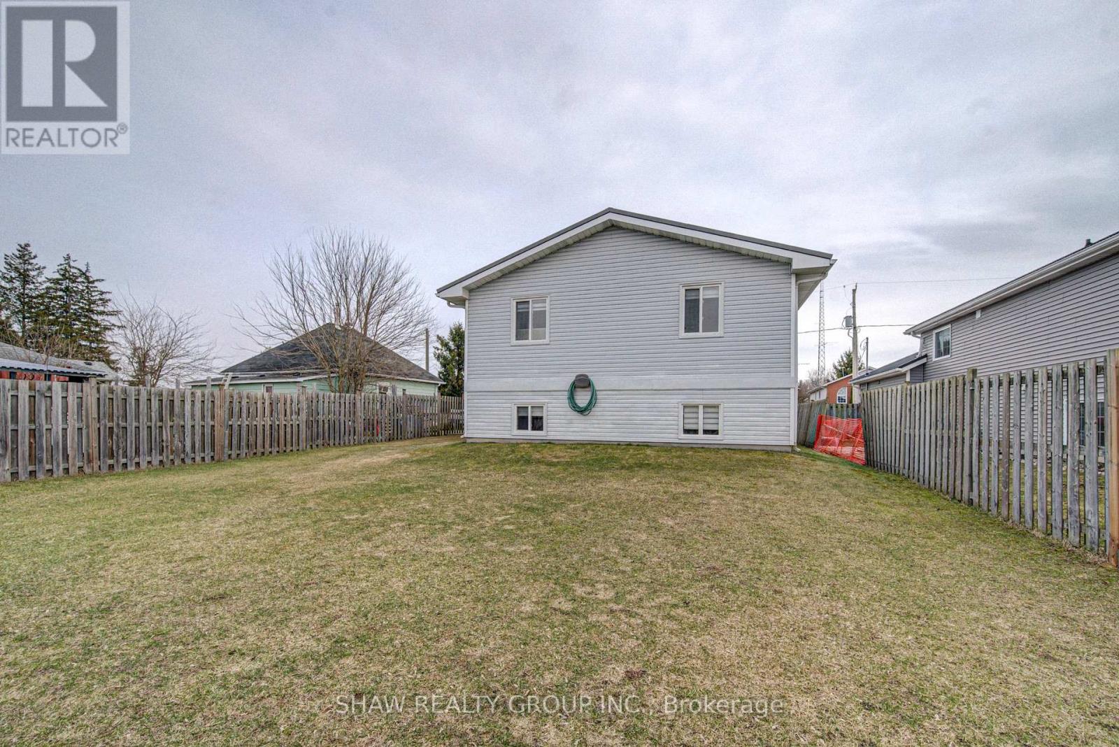 271 College Street W, Norfolk, Ontario  N0E 1Y0 - Photo 30 - X12925488