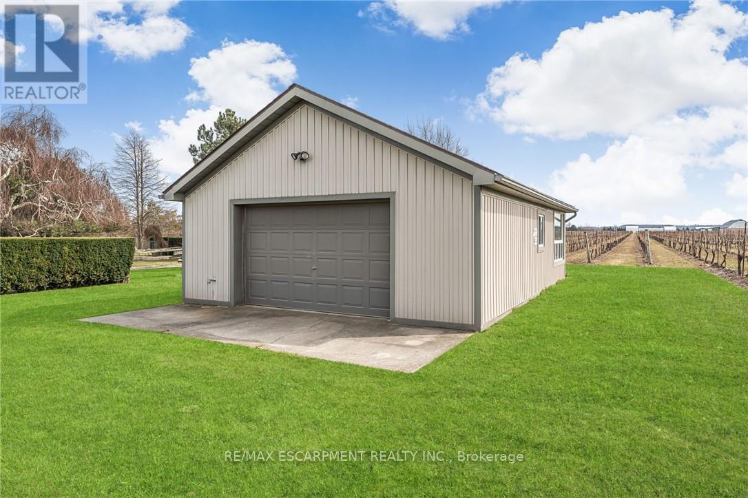 3503 Lakeshore Road, Lincoln, Ontario  L3J 0X1 - Photo 31 - X12925500