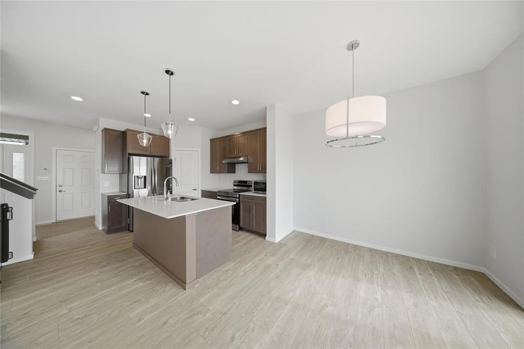 6 Wuerch Crescent, Winnipeg, Manitoba  R4A 0E3 - Photo 6 - 202605510