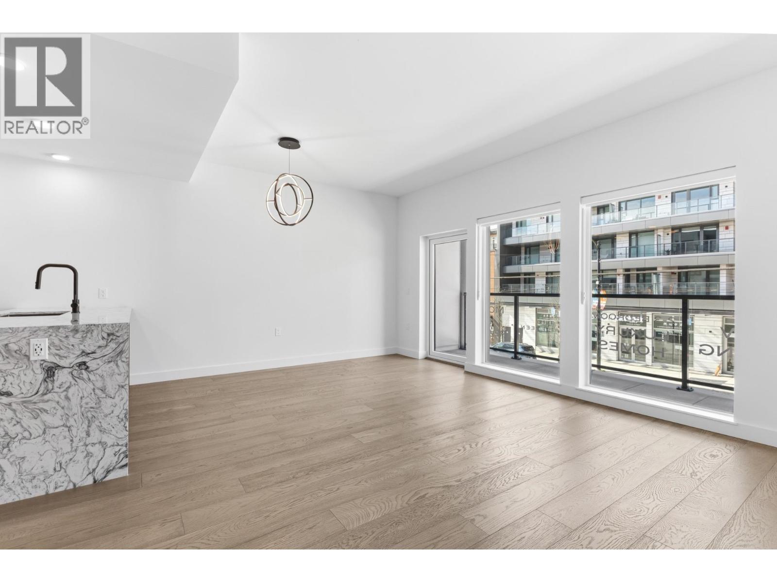 202 3590 W 39th Avenue, Vancouver, British Columbia  V6N 3A5 - Photo 3 - R3103548