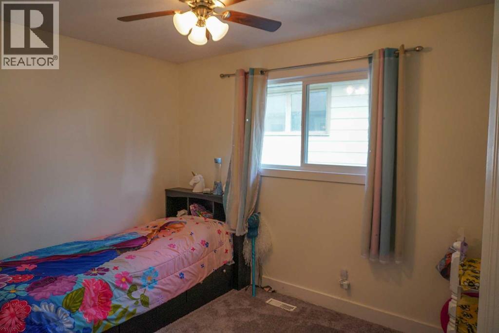 206 Mcgill Boulevard W, Lethbridge, Alberta  T1K 4C5 - Photo 15 - A2291720