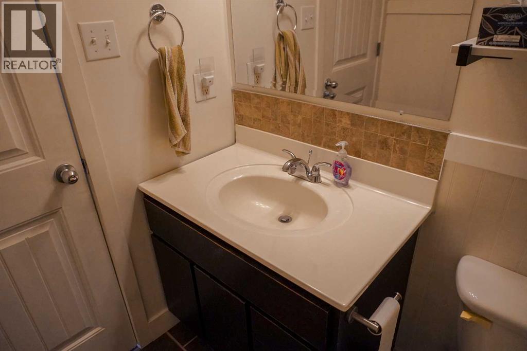 206 Mcgill Boulevard W, Lethbridge, Alberta  T1K 4C5 - Photo 22 - A2291720