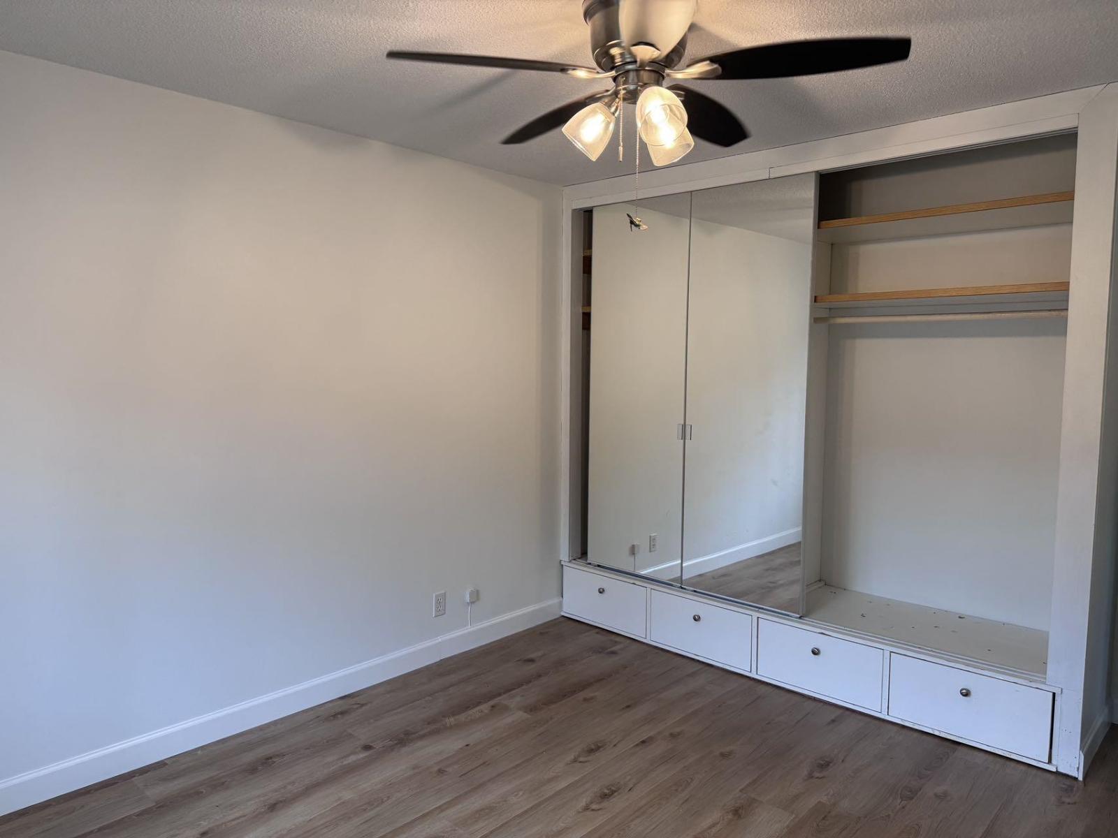 13481 Hilton Road, Surrey, British Columbia  V3R 5J3 - Photo 3 - R3103970