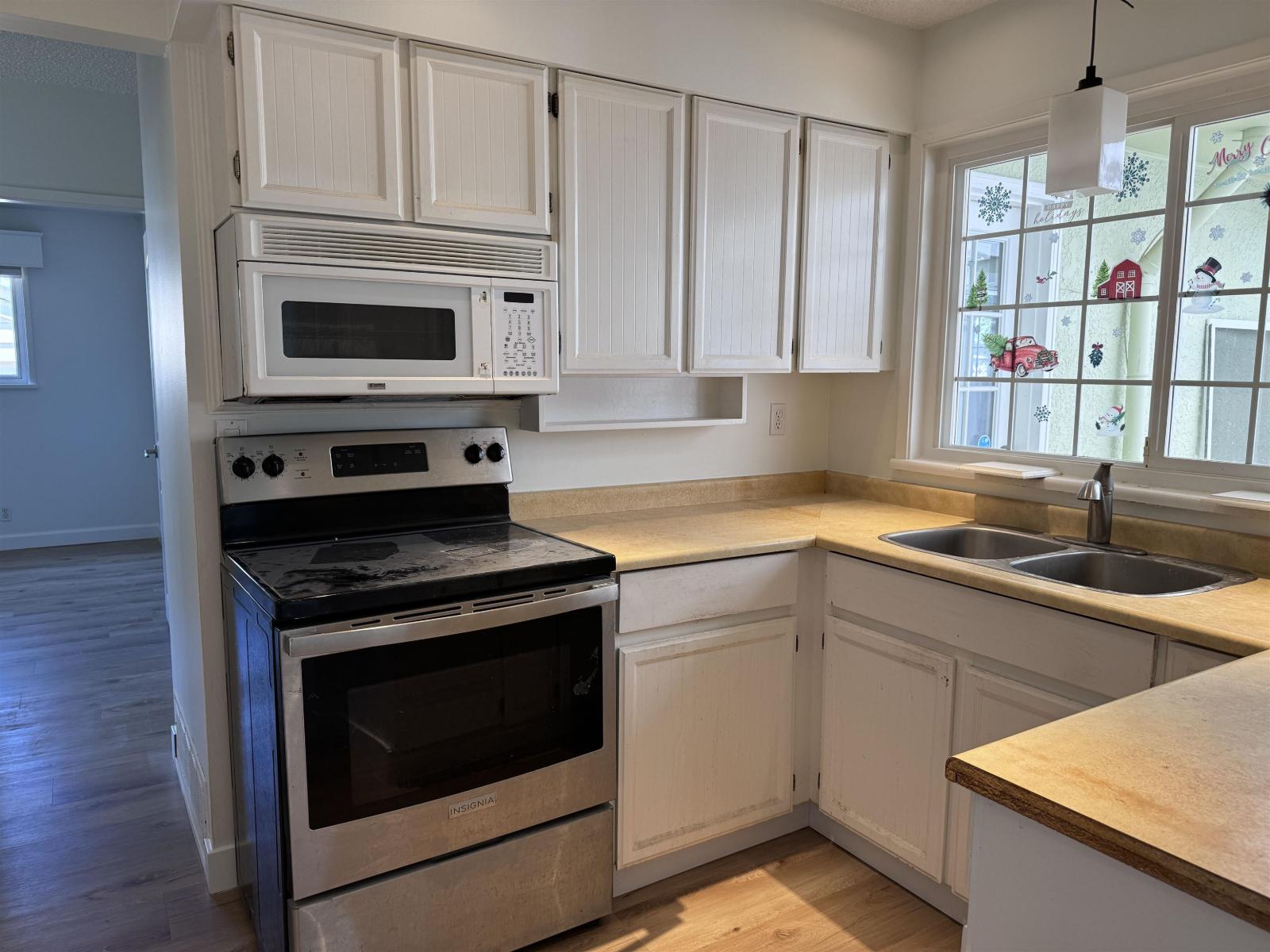 13481 Hilton Road, Surrey, British Columbia  V3R 5J3 - Photo 8 - R3103970