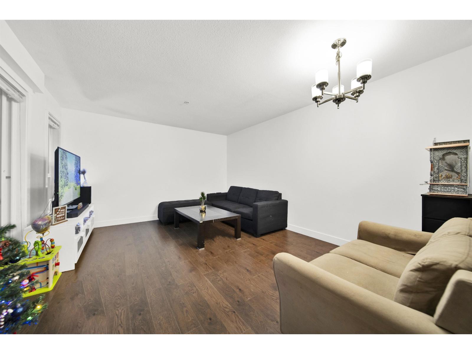 305 13883 Laurel Drive, Surrey, British Columbia  V2R 0W1 - Photo 4 - R3103373