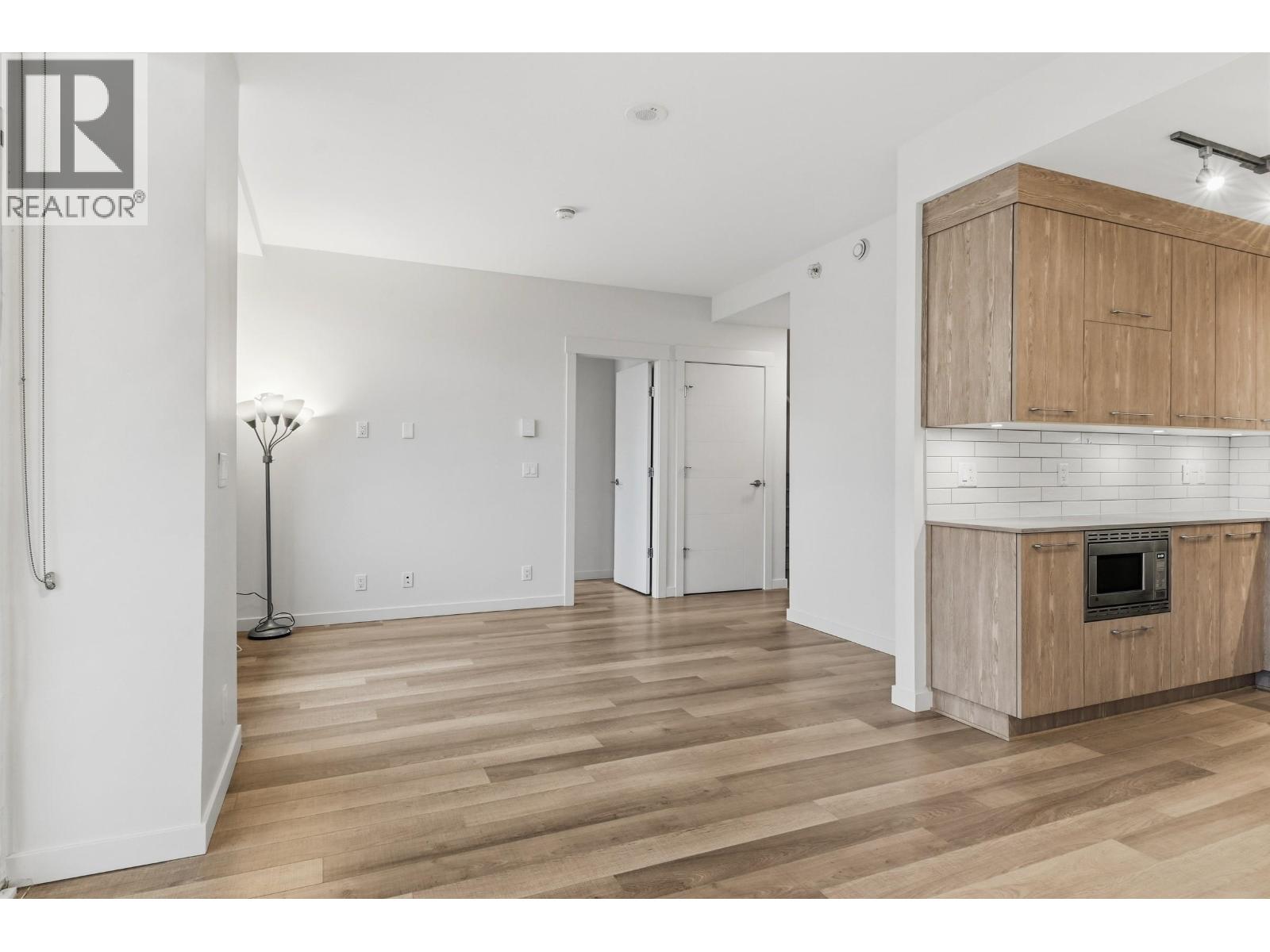 1020 Auckland Street, New Westminster, British Columbia  V3M 0M3 - Photo 6 - R3102088