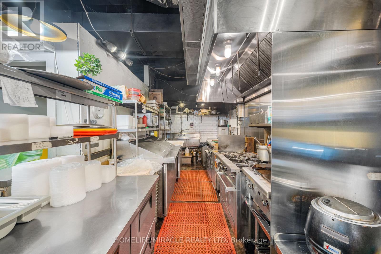 106 - 901 King Street, Toronto, Ontario  M5V 3H5 - Photo 10 - C12905474