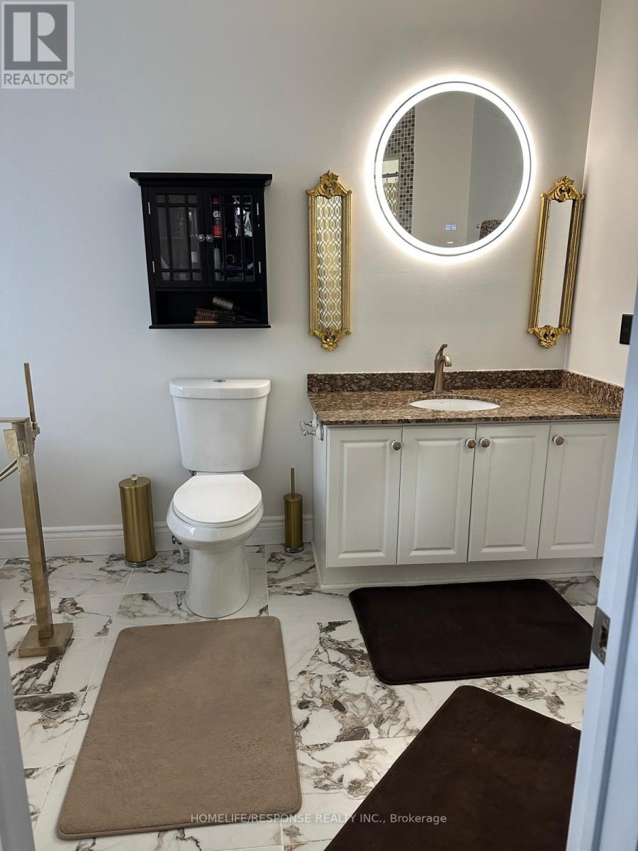 9 Aubergine Street, Richmond Hill, Ontario  L4E 5A8 - Photo 13 - N12904486