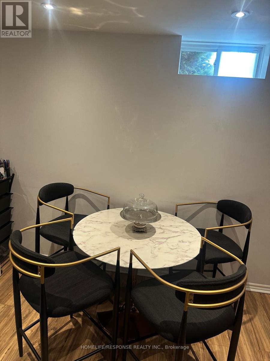 9 Aubergine Street, Richmond Hill, Ontario  L4E 5A8 - Photo 27 - N12904486