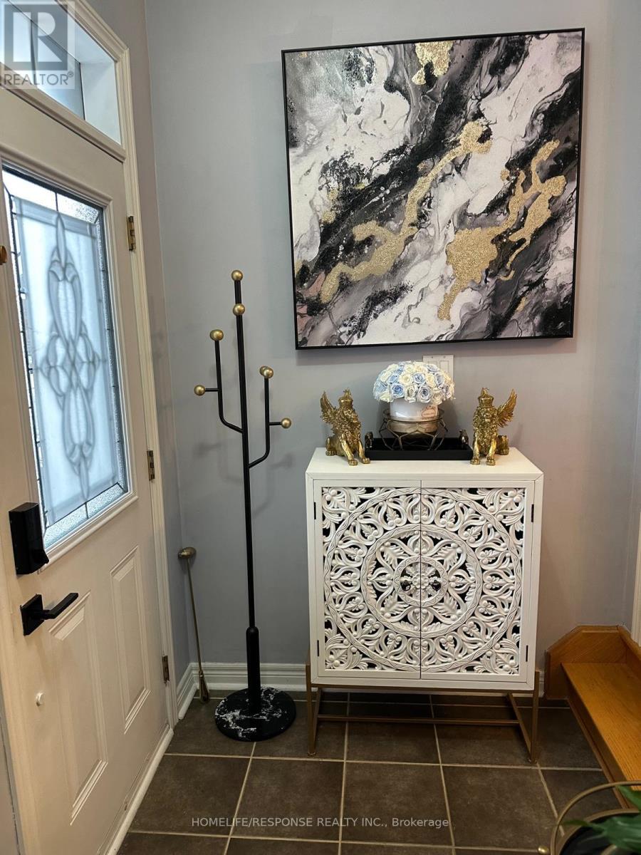 9 Aubergine Street, Richmond Hill, Ontario  L4E 5A8 - Photo 34 - N12904486