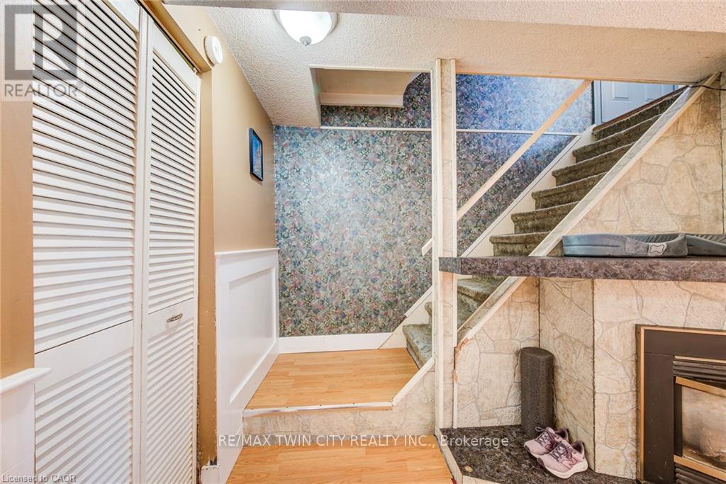 71 Shadeland Crescent, Kitchener, Ontario  N2M 2J1 - Photo 25 - X12846394