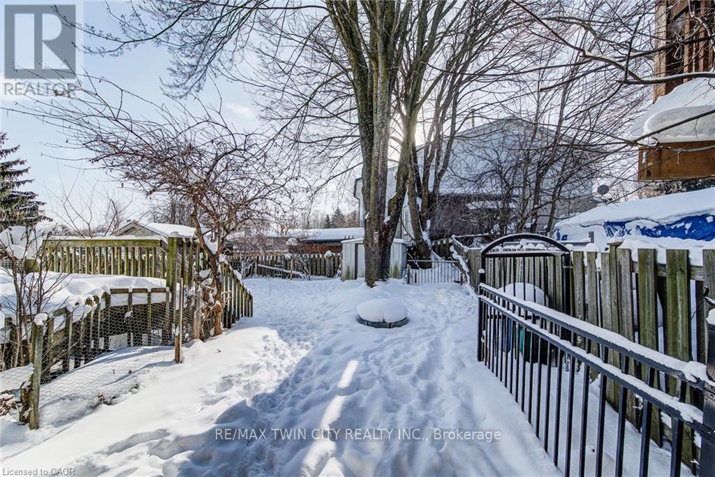 71 Shadeland Crescent, Kitchener, Ontario  N2M 2J1 - Photo 34 - X12846394