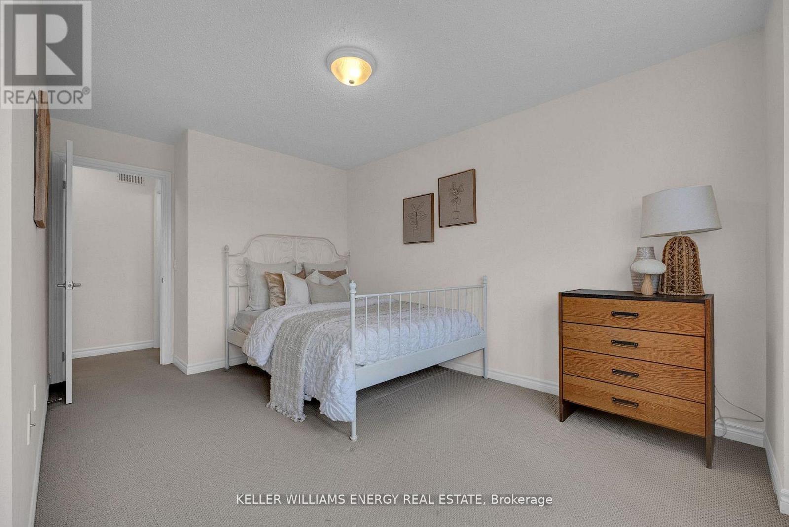 1379 Wadebridge Crescent, Oshawa, Ontario  L1K 3B1 - Photo 15 - E12925590