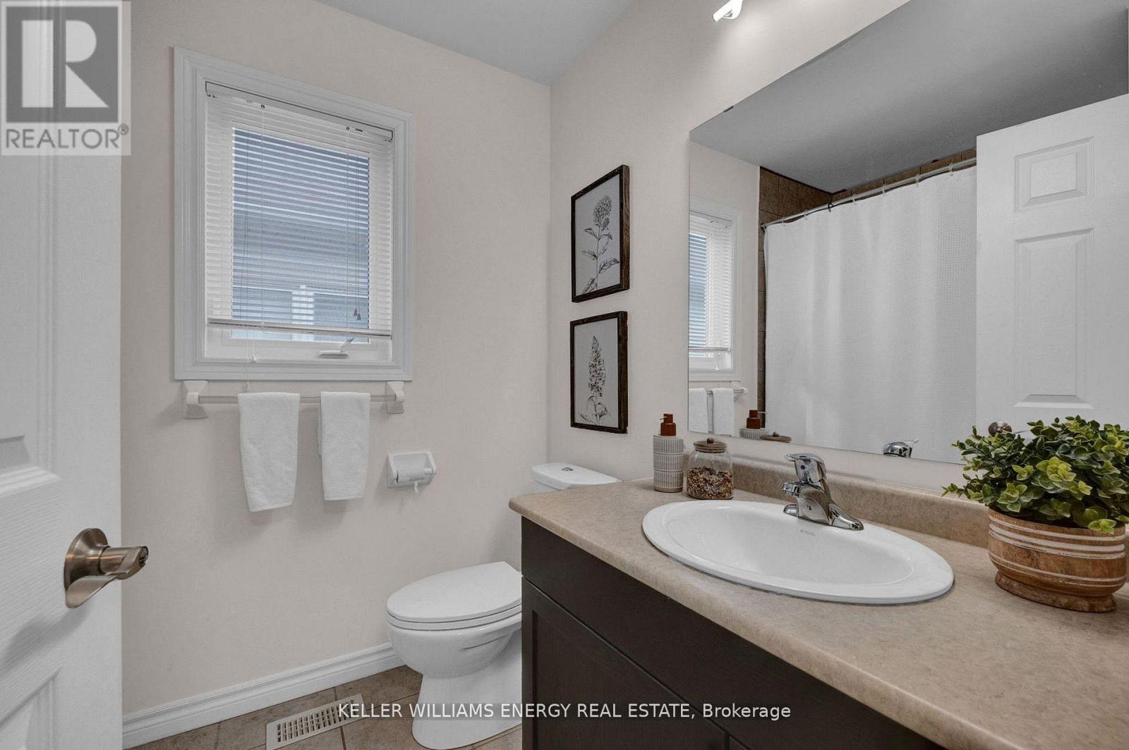 1379 Wadebridge Crescent, Oshawa, Ontario  L1K 3B1 - Photo 16 - E12925590