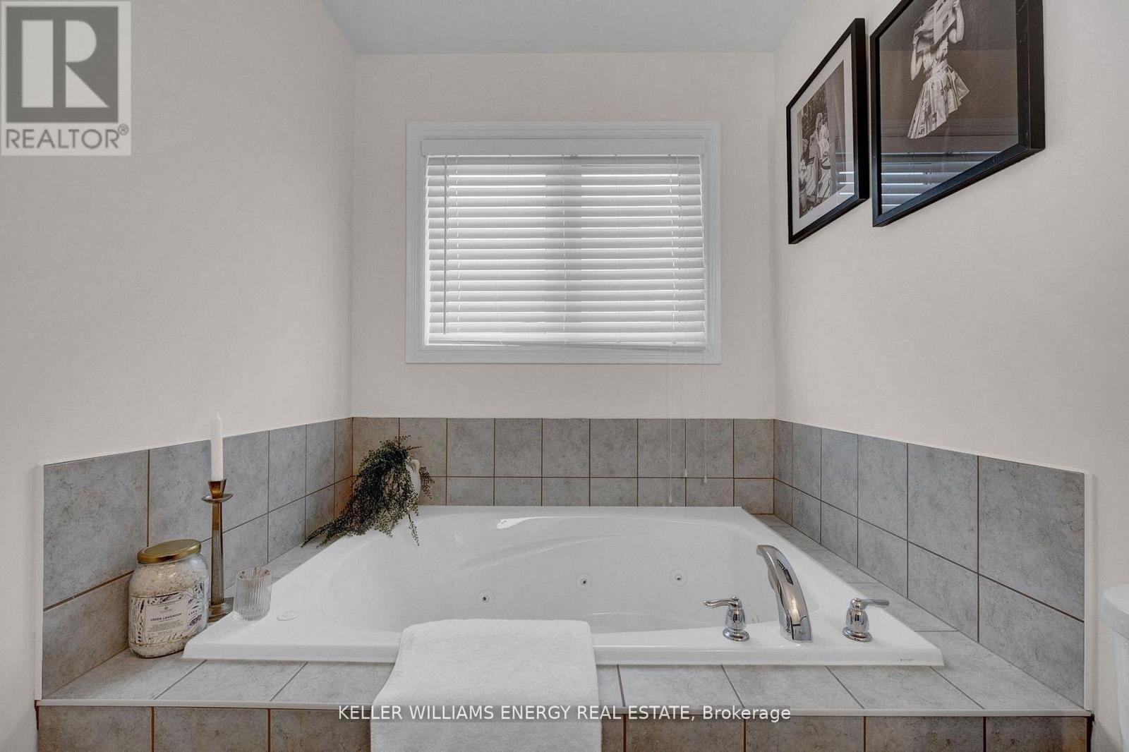 1379 Wadebridge Crescent, Oshawa, Ontario  L1K 3B1 - Photo 19 - E12925590