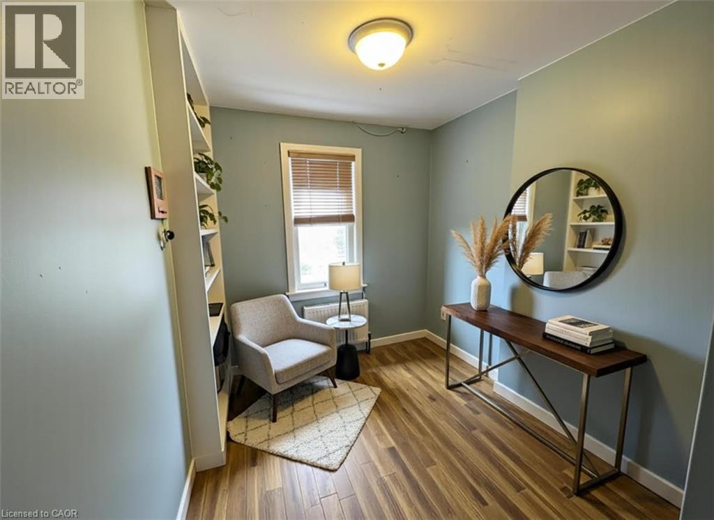 16 Kingsway Drive Unit# Upper, Hamilton, Ontario  L8N 2H2 - Photo 3 - 40814982