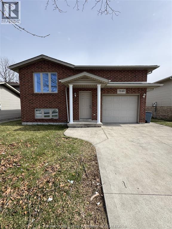 MLS# 26006158: 2148 CURRY AVENUE, Windsor, Canada