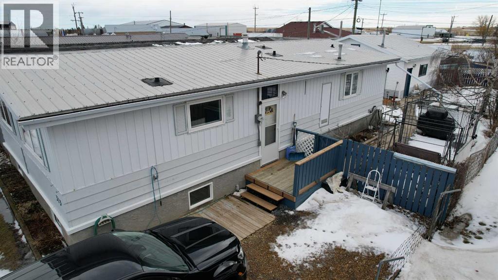 313 3 Avenue E, Hanna, Alberta  T0J 1P0 - Photo 4 - A2291761