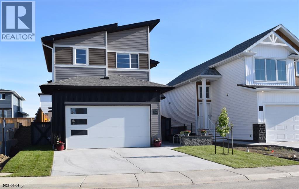 1354 Pacific Circle W, Lethbridge, Alberta
