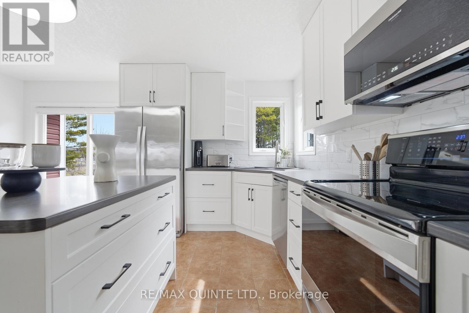 75 Huffman Road, Quinte West, Ontario  K0K 2C0 - Photo 9 - X12925600