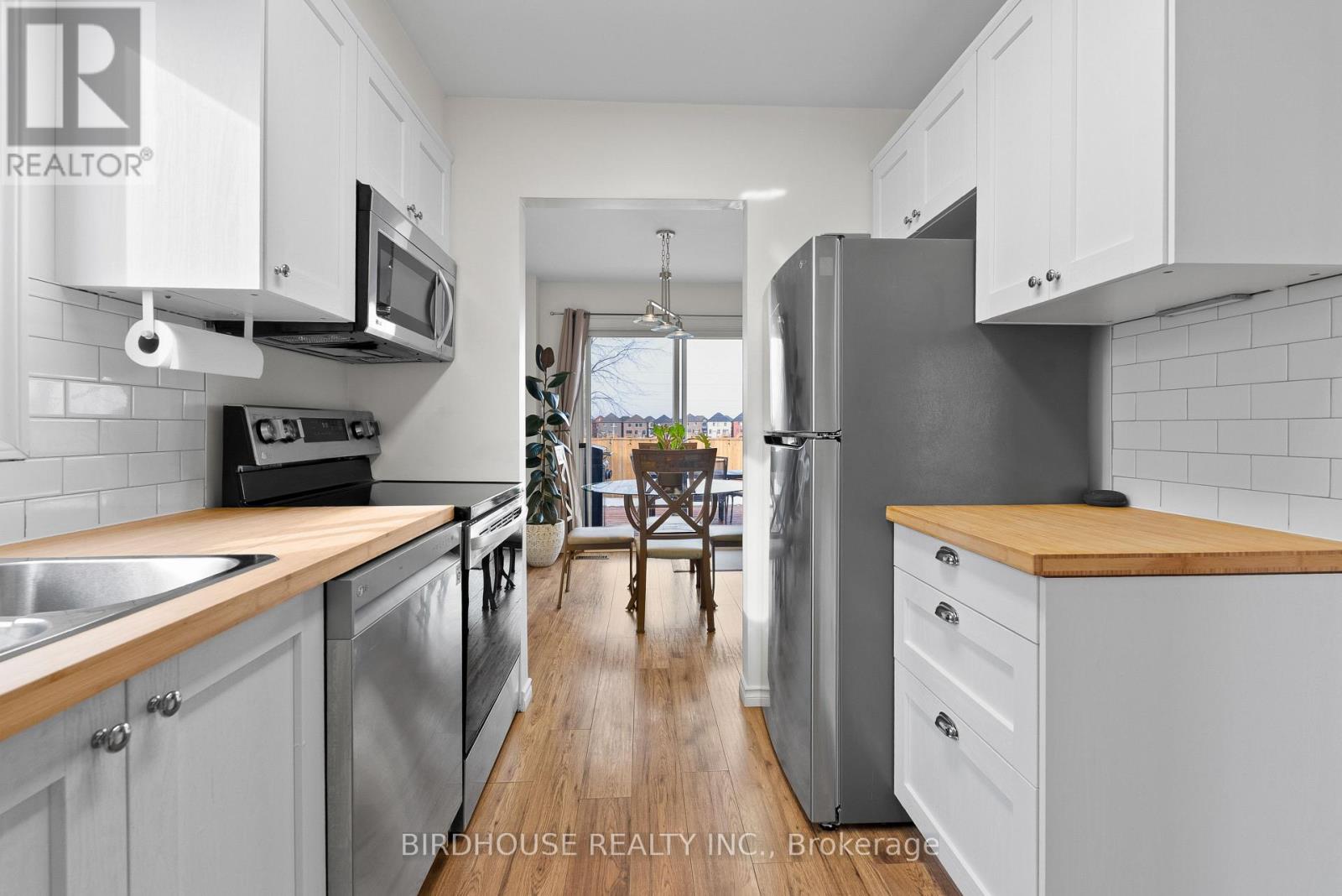 199 Elgin Street, Kawartha Lakes, Ontario  K9V 6B1 - Photo 12 - X12925630