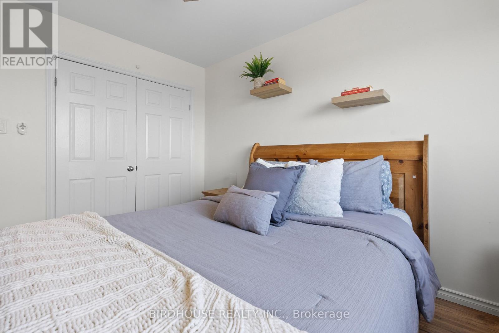 199 Elgin Street, Kawartha Lakes, Ontario  K9V 6B1 - Photo 21 - X12925630