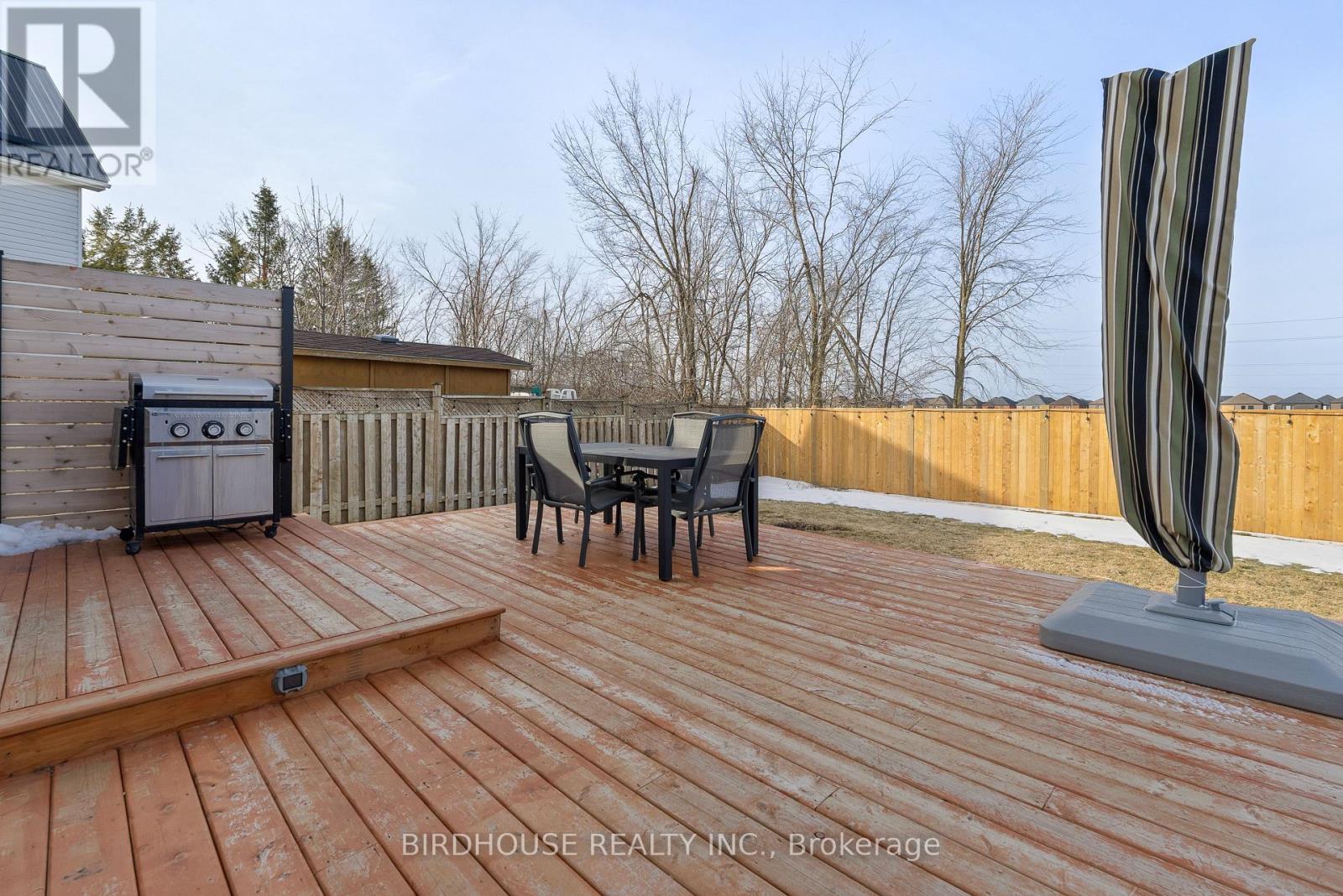 199 Elgin Street, Kawartha Lakes, Ontario  K9V 6B1 - Photo 32 - X12925630