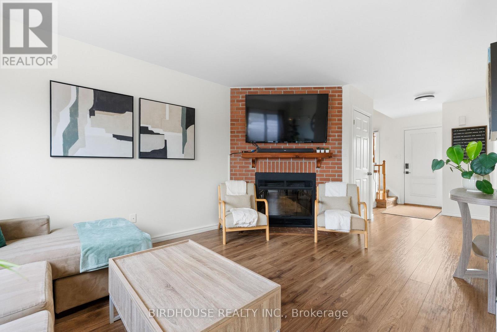 199 Elgin Street, Kawartha Lakes, Ontario  K9V 6B1 - Photo 5 - X12925630