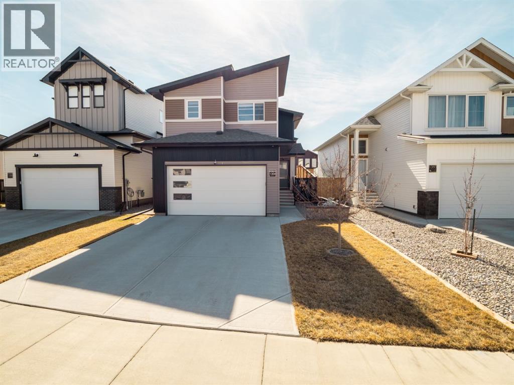 1354 Pacific Circle W, Lethbridge, Alberta  T1J 5V3 - Photo 2 - A2295907