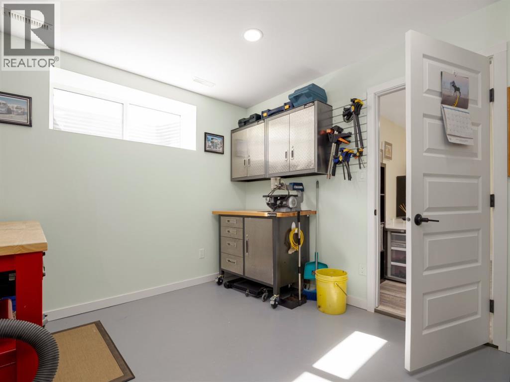 1354 Pacific Circle W, Lethbridge, Alberta  T1J 5V3 - Photo 31 - A2295907