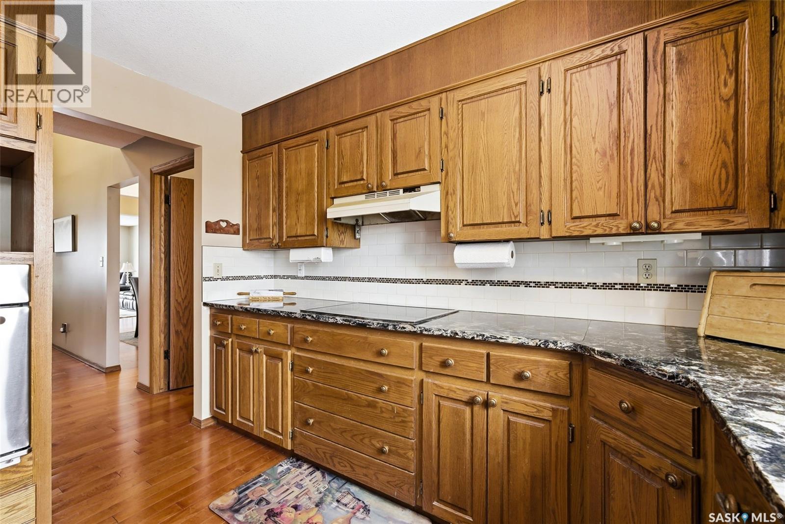 3803 Bow Bay, Regina, Saskatchewan  S4S 7E1 - Photo 11 - SK031365