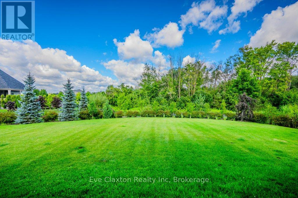 161 Heritage Lake Drive, Puslinch, Ontario  N0B 2J0 - Photo 30 - X12925524