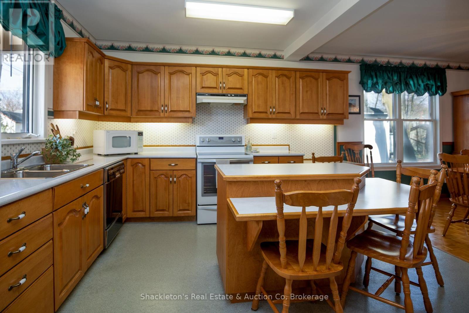 342 Brunswick Street, Stratford, Ontario  N5A 3M8 - Photo 6 - X12925542