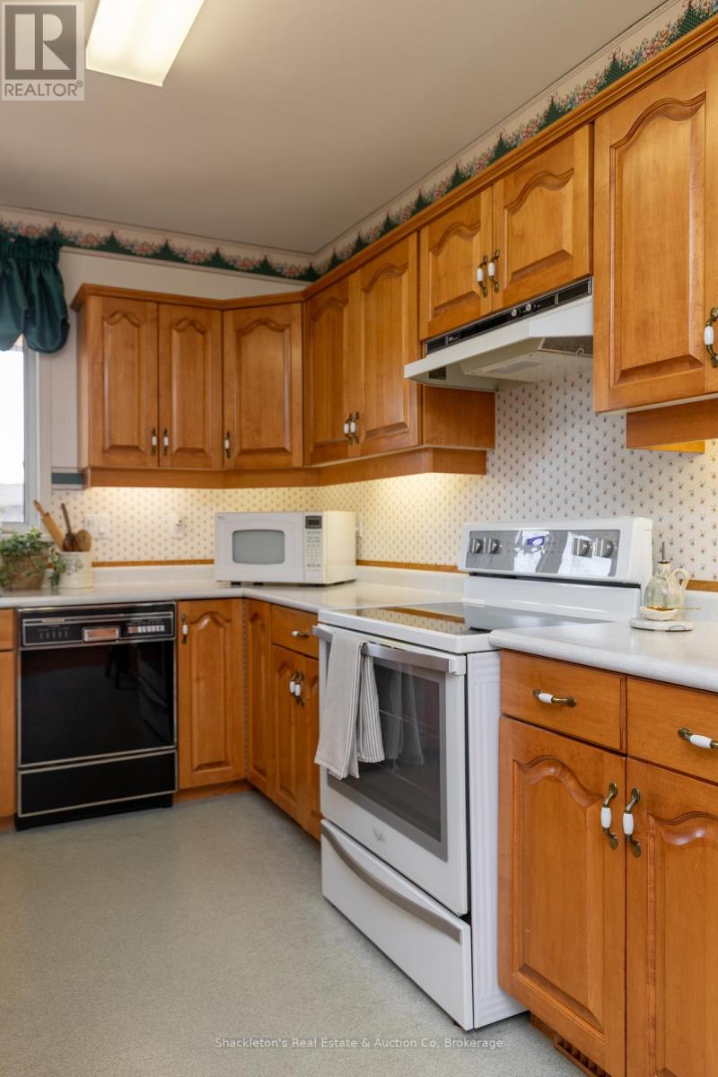 342 Brunswick Street, Stratford, Ontario  N5A 3M8 - Photo 8 - X12925542