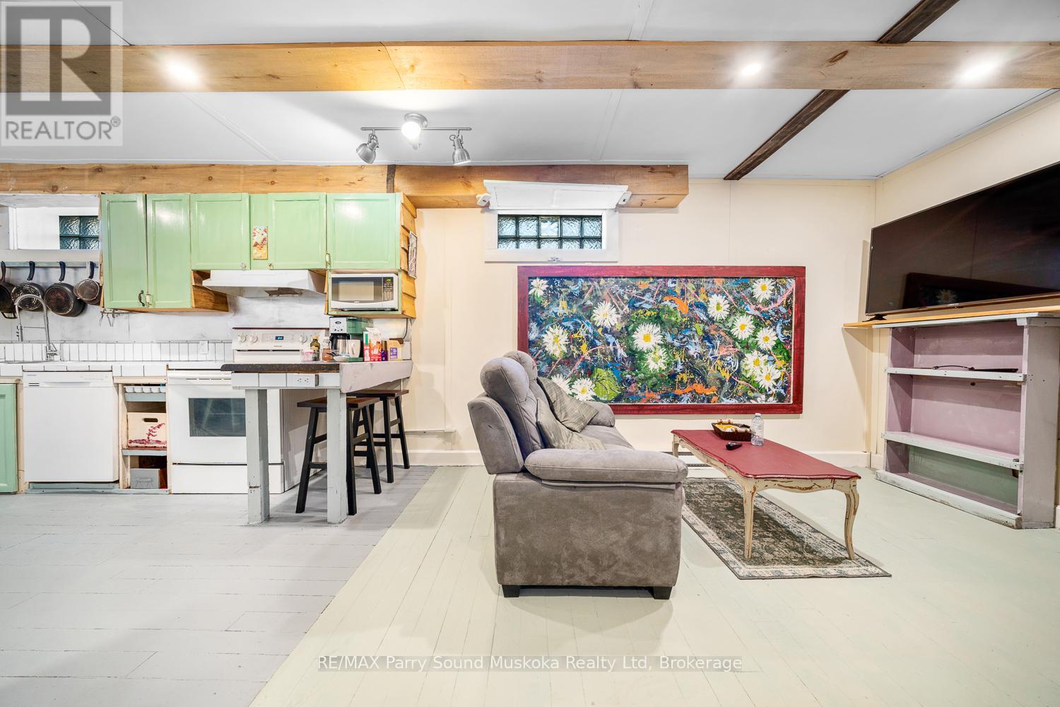 47 Gibson Street, Parry Sound, Ontario  P2A 1X1 - Photo 38 - X12925560