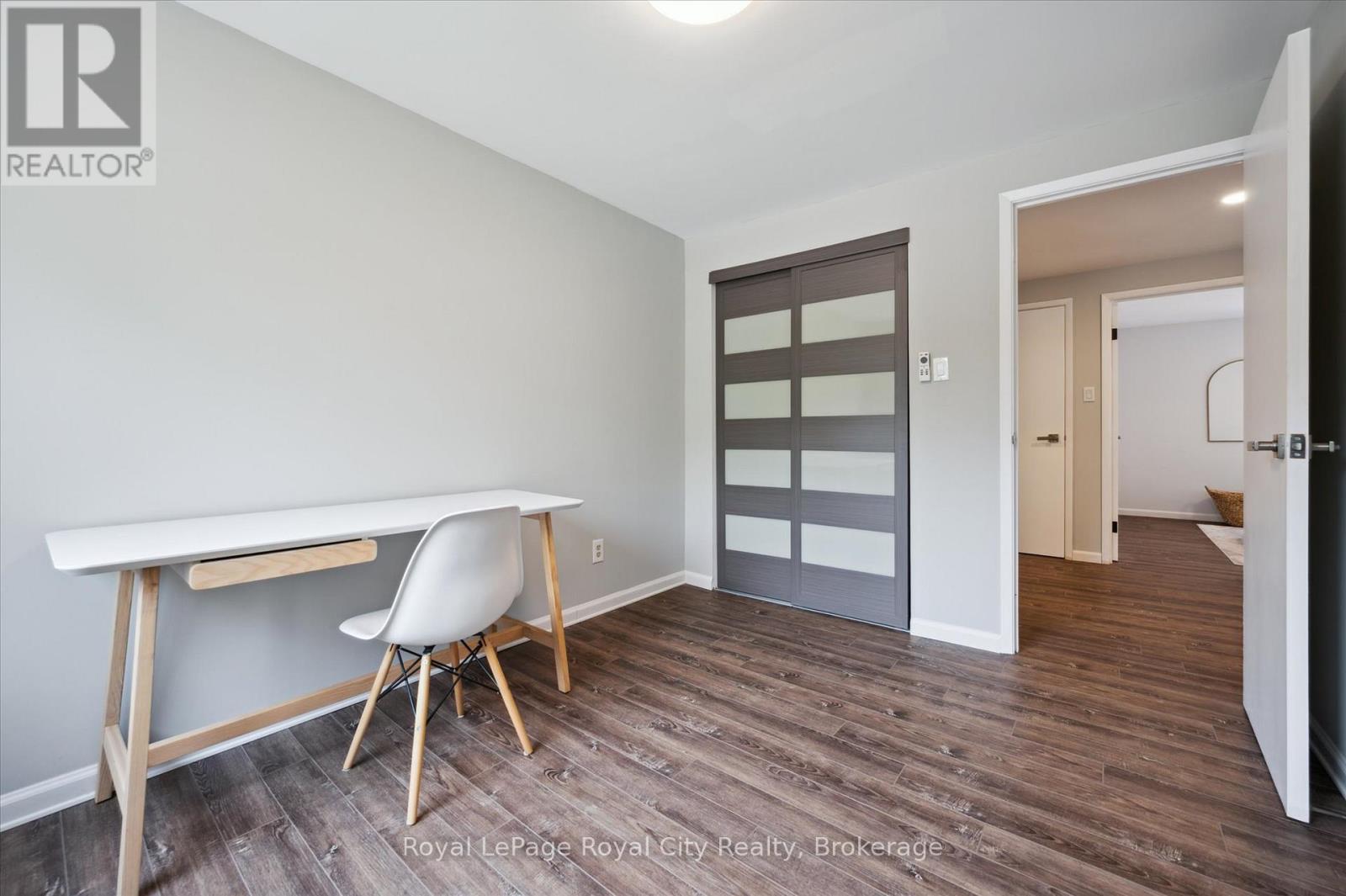 16 - 120 Country Club Drive, Guelph (Victoria North), Ontario  N1E 3K7 - Photo 13 - X12925730