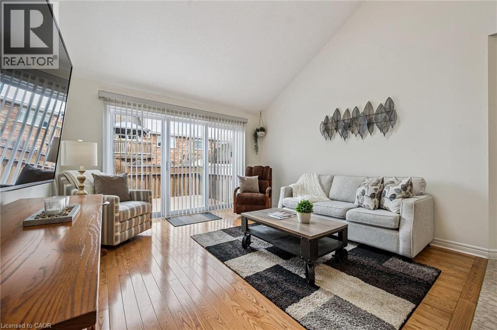 33 Thornton Street, Guelph, Ontario  N1E 7B1 - Photo 9 - 40805327