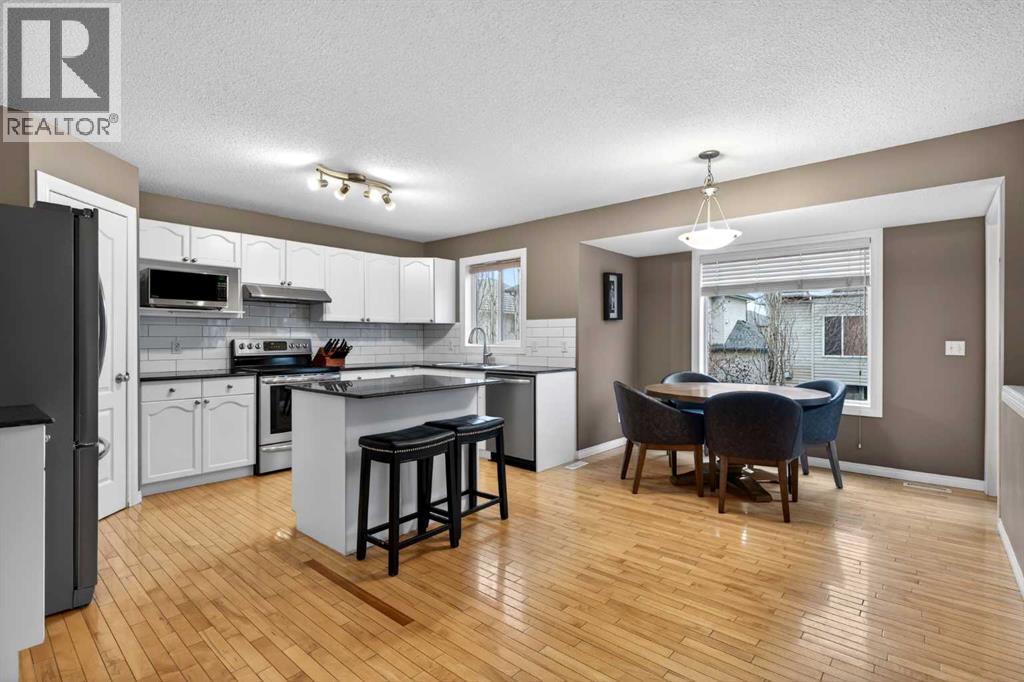 69 Elkton Way Sw, Calgary, Alberta  T3H 4Y9 - Photo 9 - A2284817