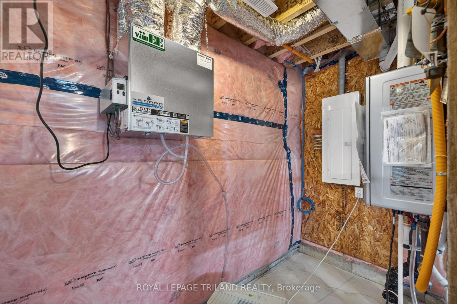 28 Allister Drive, Middlesex Centre, Ontario  N0L 1R0 - Photo 34 - X12925544