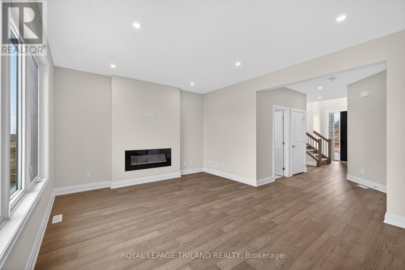 28 Allister Drive, Middlesex Centre, Ontario  N0L 1R0 - Photo 8 - X12925544