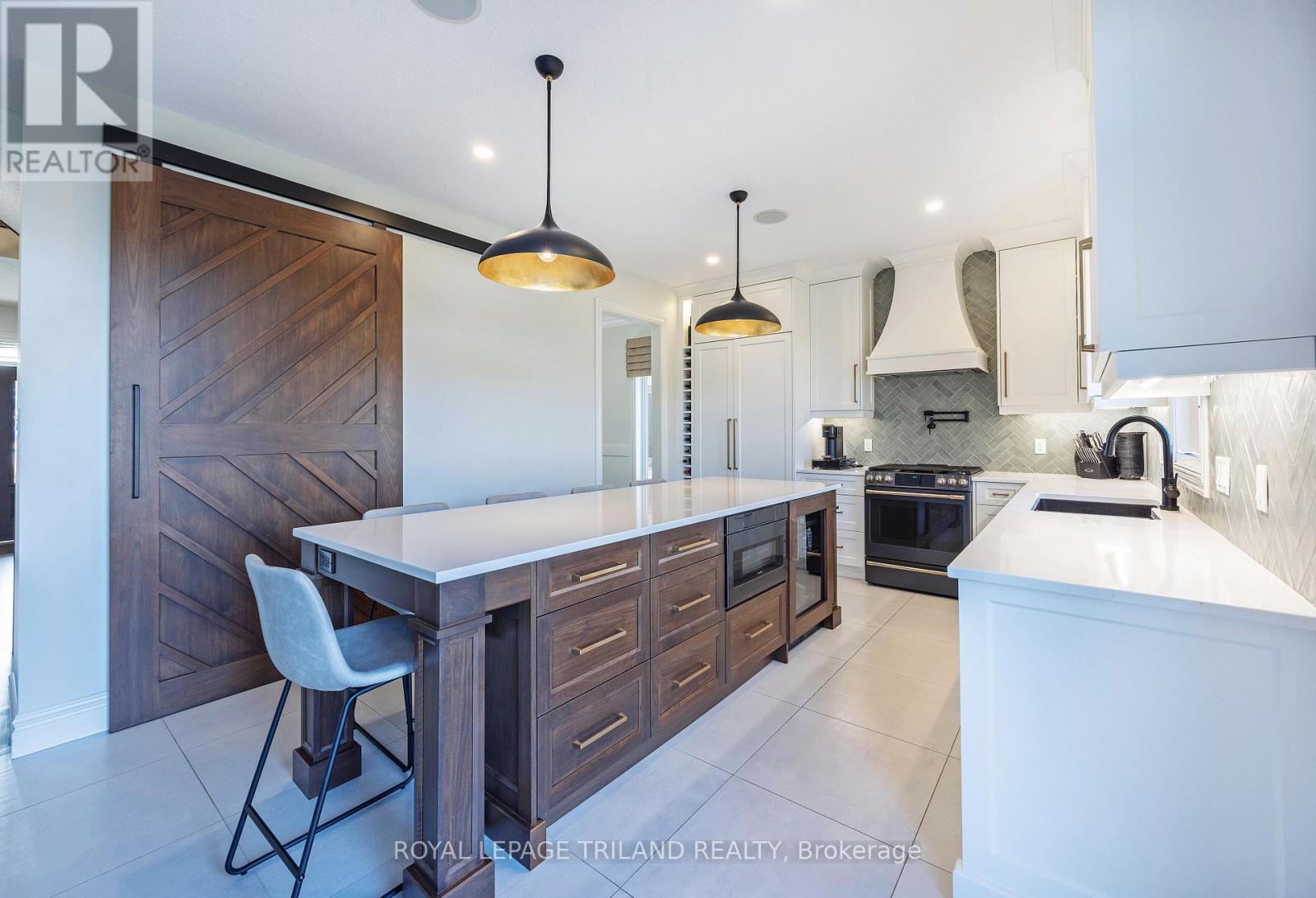 2091 Pennyroyal Street, London North, Ontario N5X 0E6 - Photo 13 - X12925576