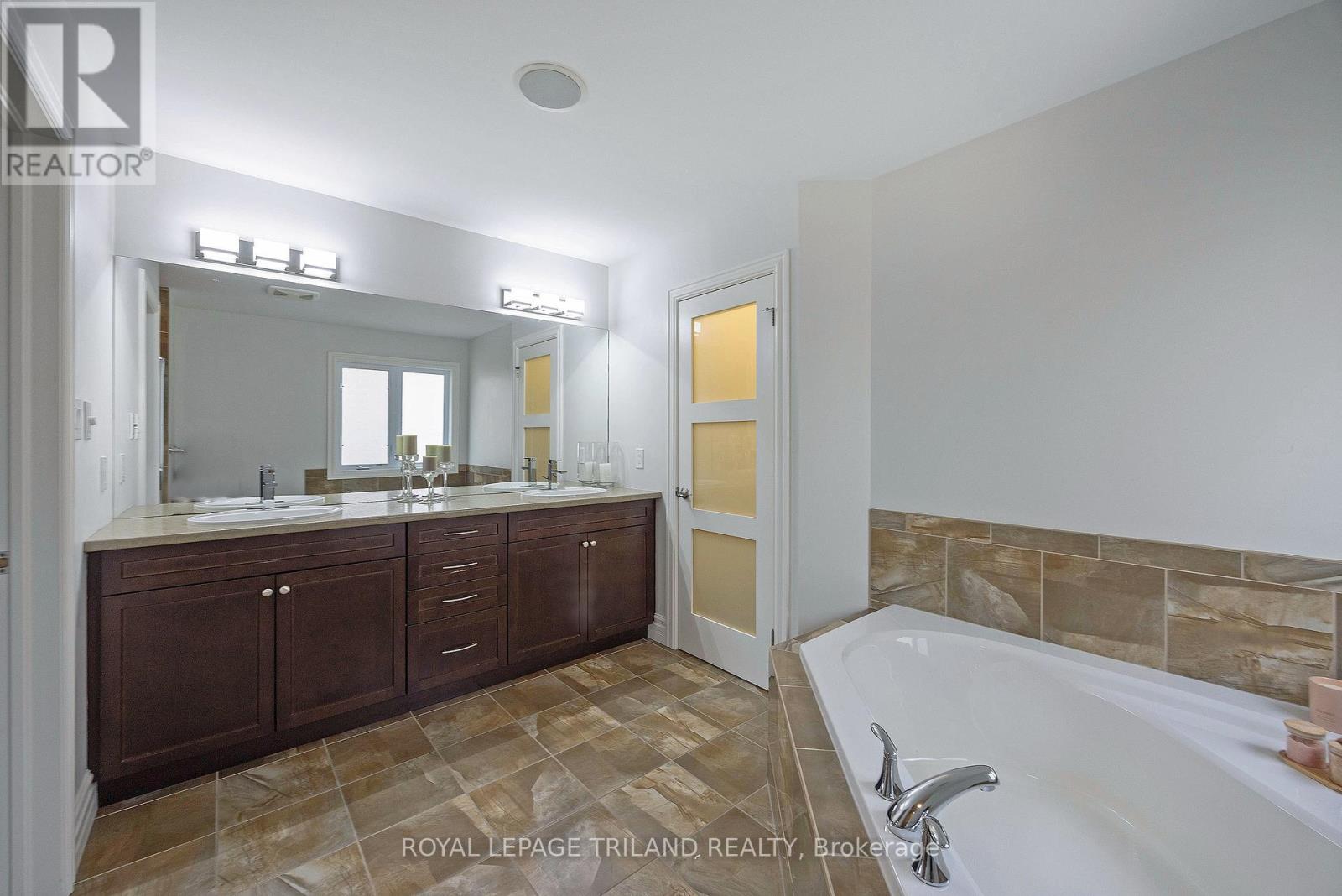 2091 Pennyroyal Street, London North, Ontario N5X 0E6 - Photo 22 - X12925576