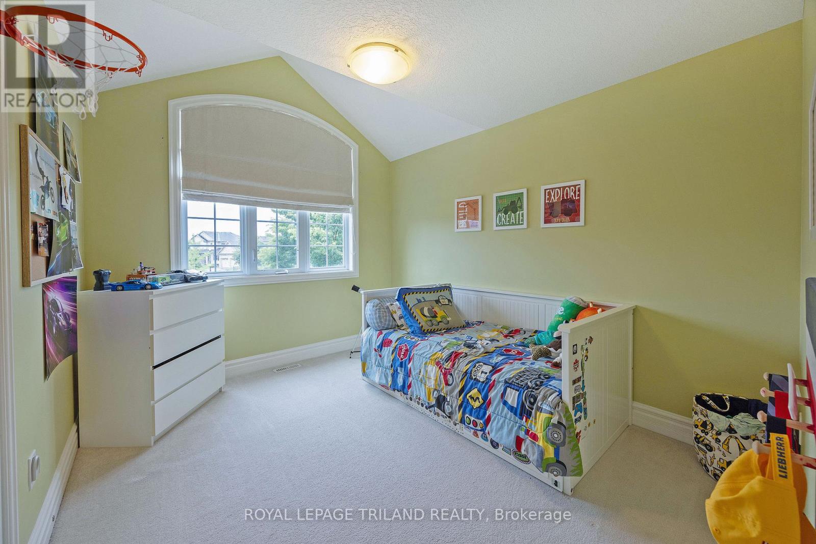 2091 Pennyroyal Street, London North, Ontario N5X 0E6 - Photo 24 - X12925576